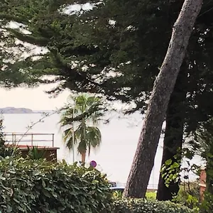 50m T2 Grande Terrasse Vue Climatisé Piscine Chauffée, Parking Clos Gratuit Sanary-sur-Mer