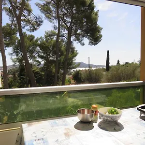 Grand T2 Vue Calme Climatise 500 M Village Et Parking Gratuit Sanary-sur-Mer